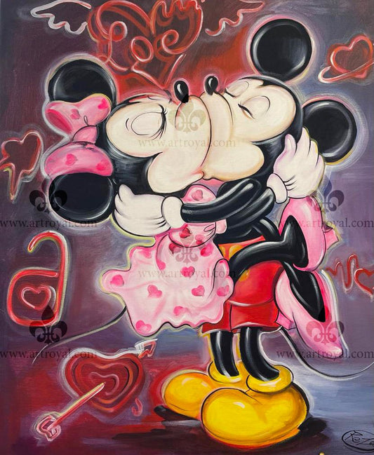 Minnie Mouse in Love